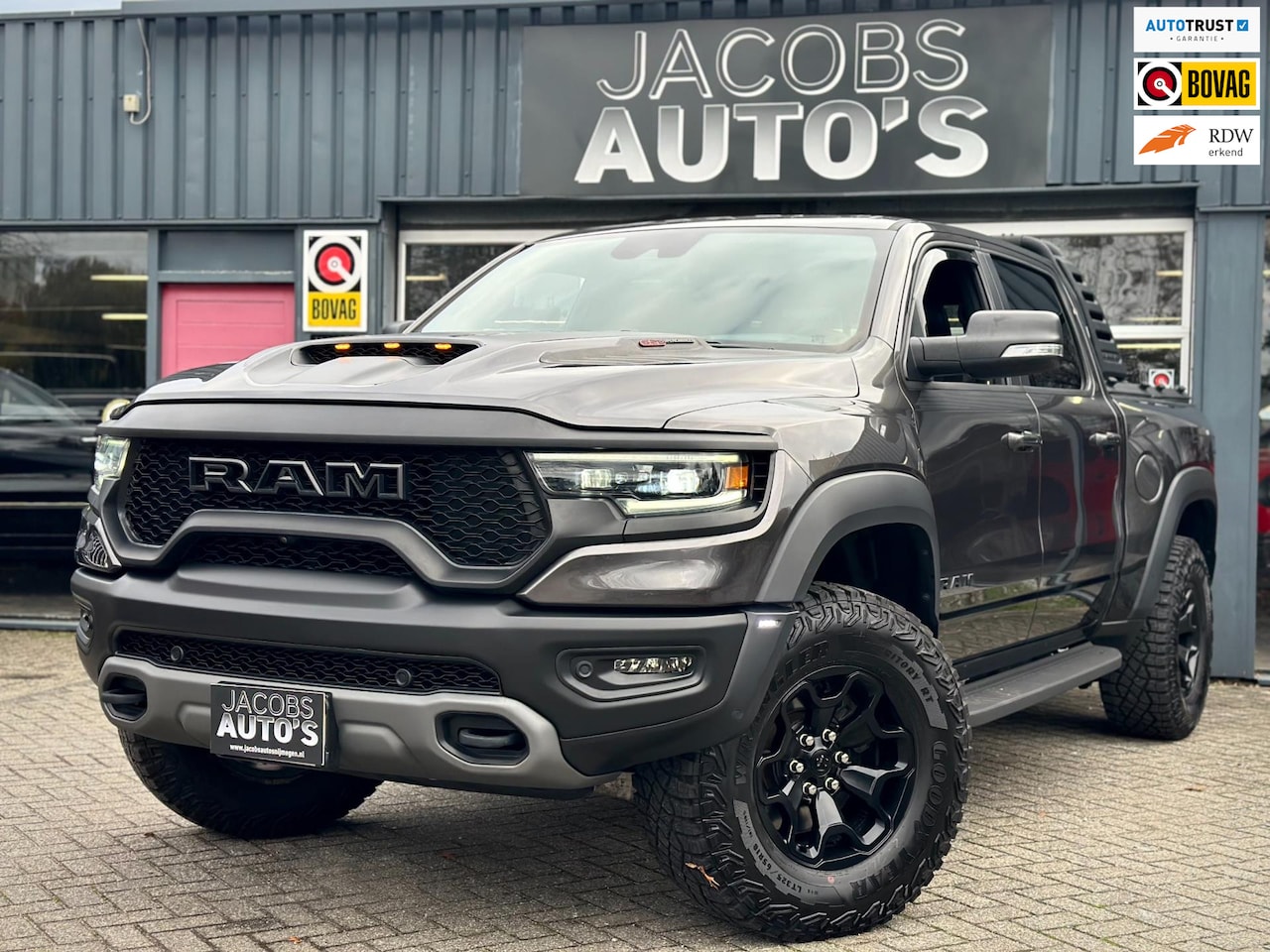 Dodge Ram 1500 - 6.2 V8 4x4 Crew Cab TRX MARGE! - AutoWereld.nl