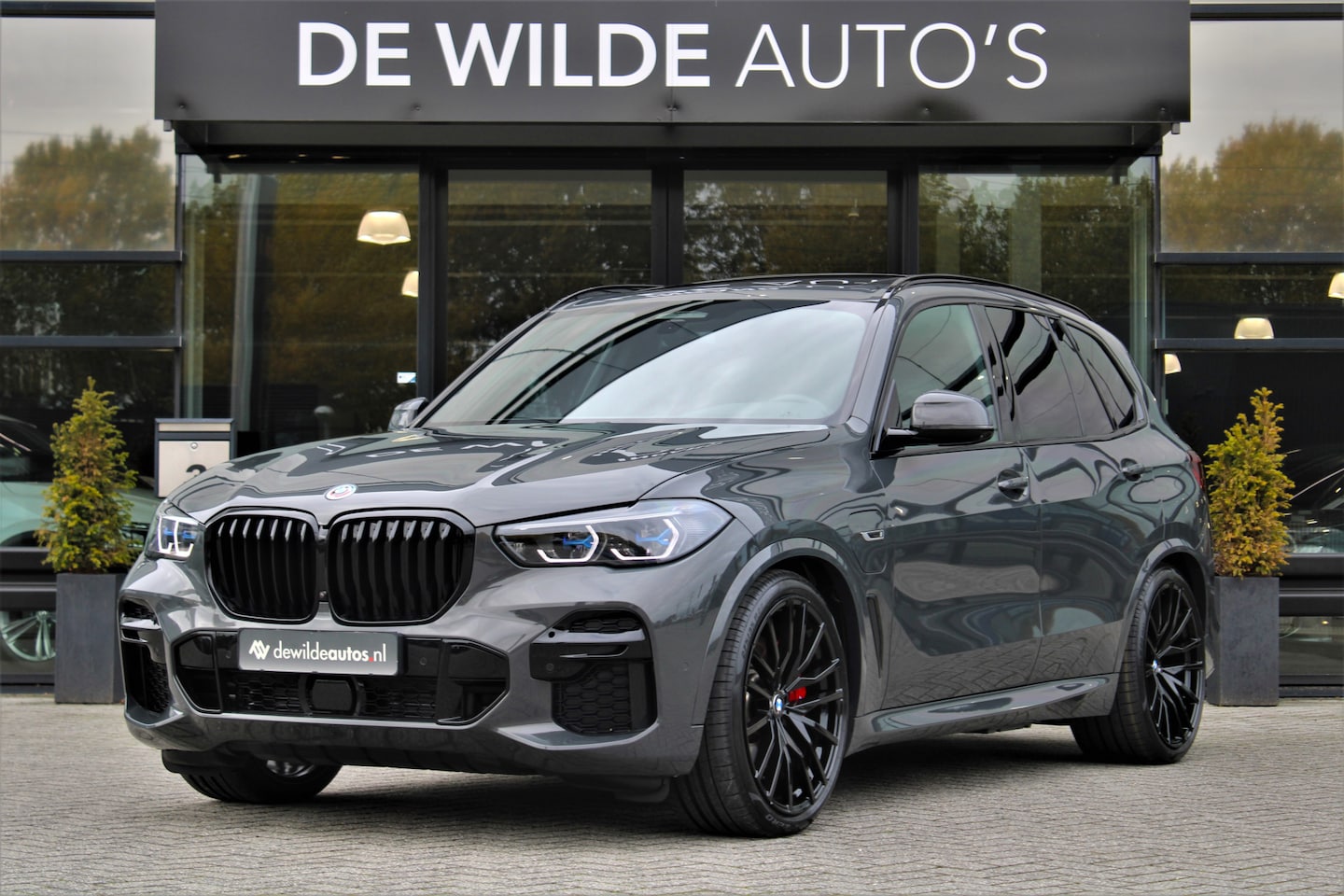 BMW X5 - xDrive45e M-sport 394pk Dravit M-seats Pano 4-wielsturing Harman/Kardon Trekhaak Massage - AutoWereld.nl