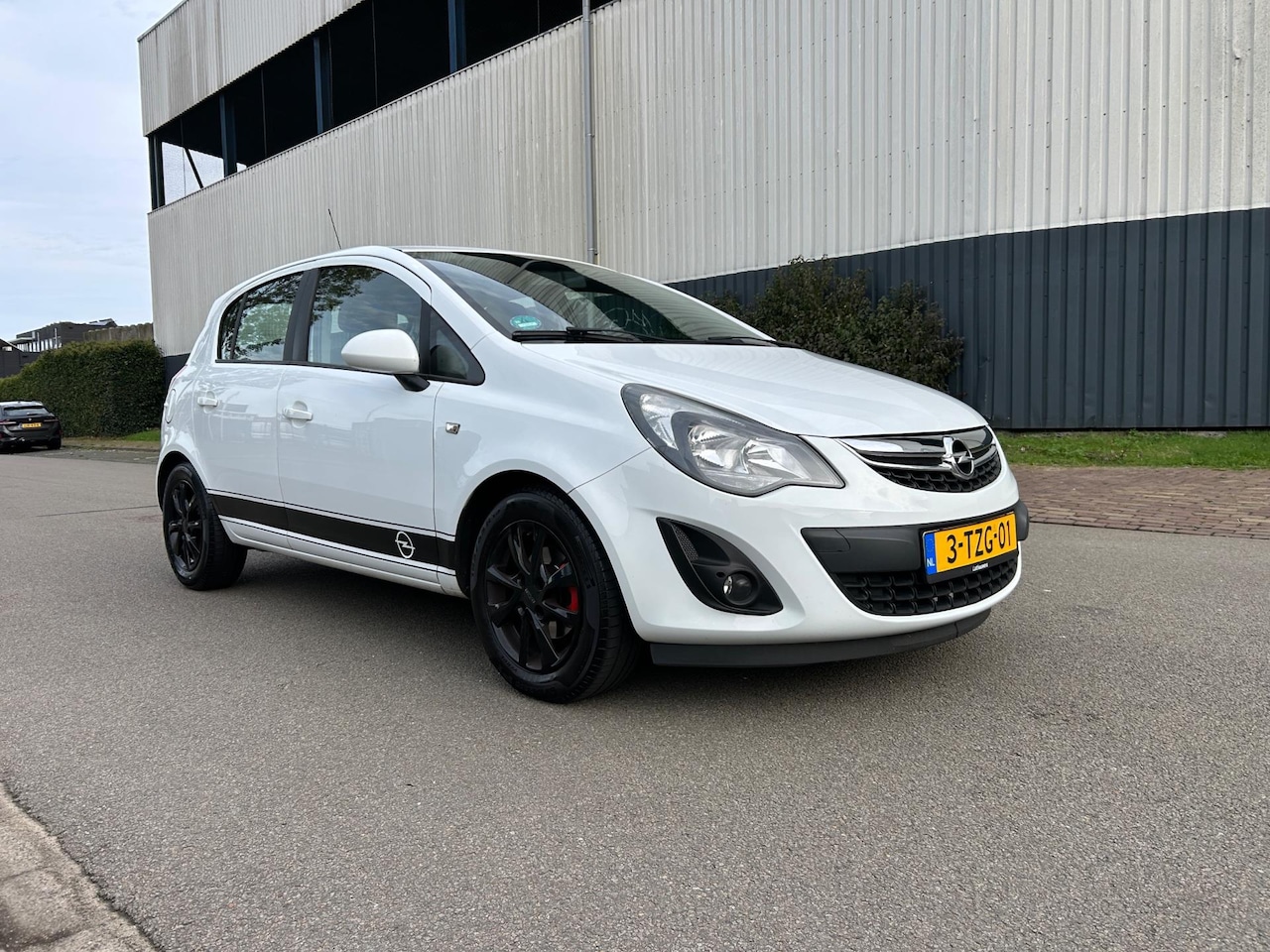 Opel Corsa - 1.3 CDTi EcoFlex S/S Business+ - AutoWereld.nl