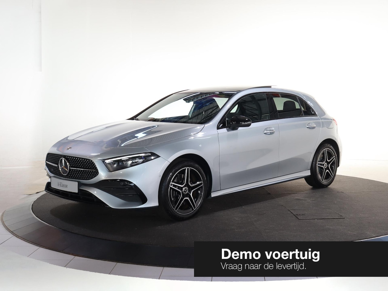 Mercedes-Benz A-klasse - 250e Star Edition Luxury Line | Panoramaschuifdak | Night | Stoelverwarming voor | Achteru - AutoWereld.nl