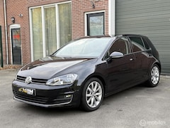 Volkswagen Golf - 1.2 TSI Highline BlueMotion