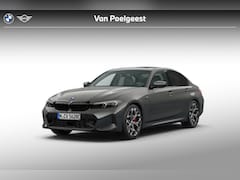 BMW 3-serie - Sedan 330e | M Sport Pro | Comfort Pack | Elektrisch bediend glazen schuif-/kanteldak | Ac