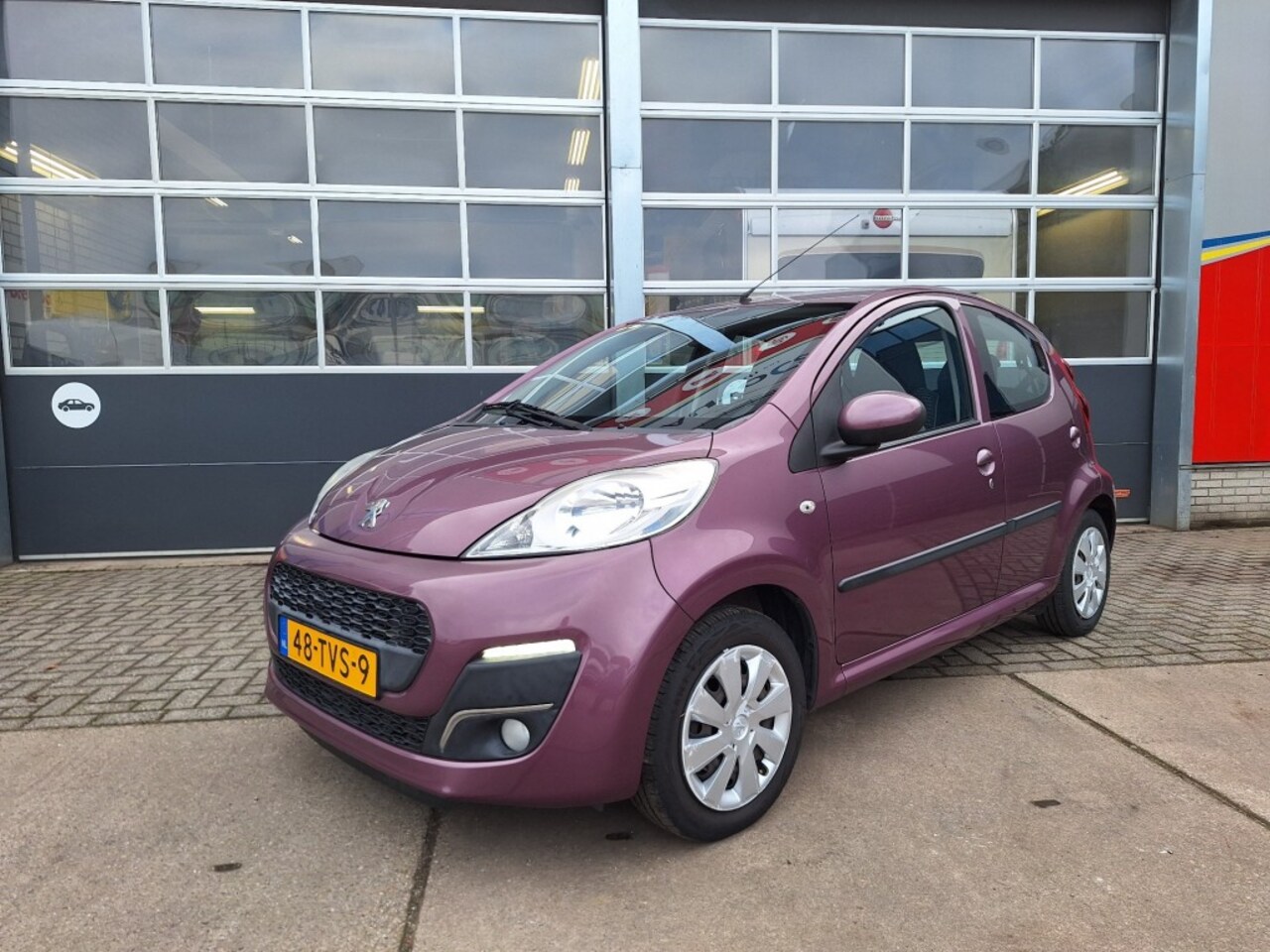 Peugeot 107 - 1.0 Active 1.0 Active - AutoWereld.nl