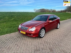 Mercedes-Benz C-klasse Sportcoupé - 180 K. Amice Automaat Airco Mist Lampen Voor Cruise