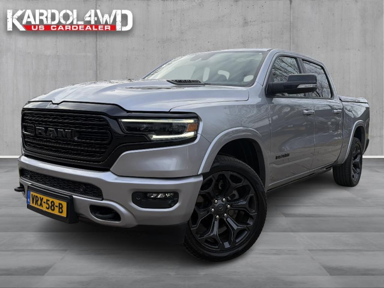 Dodge Ram 1500 - 5.7 V8 4x4 Crew Cab Limited Geheel rijklaar incl. Garantie - AutoWereld.nl