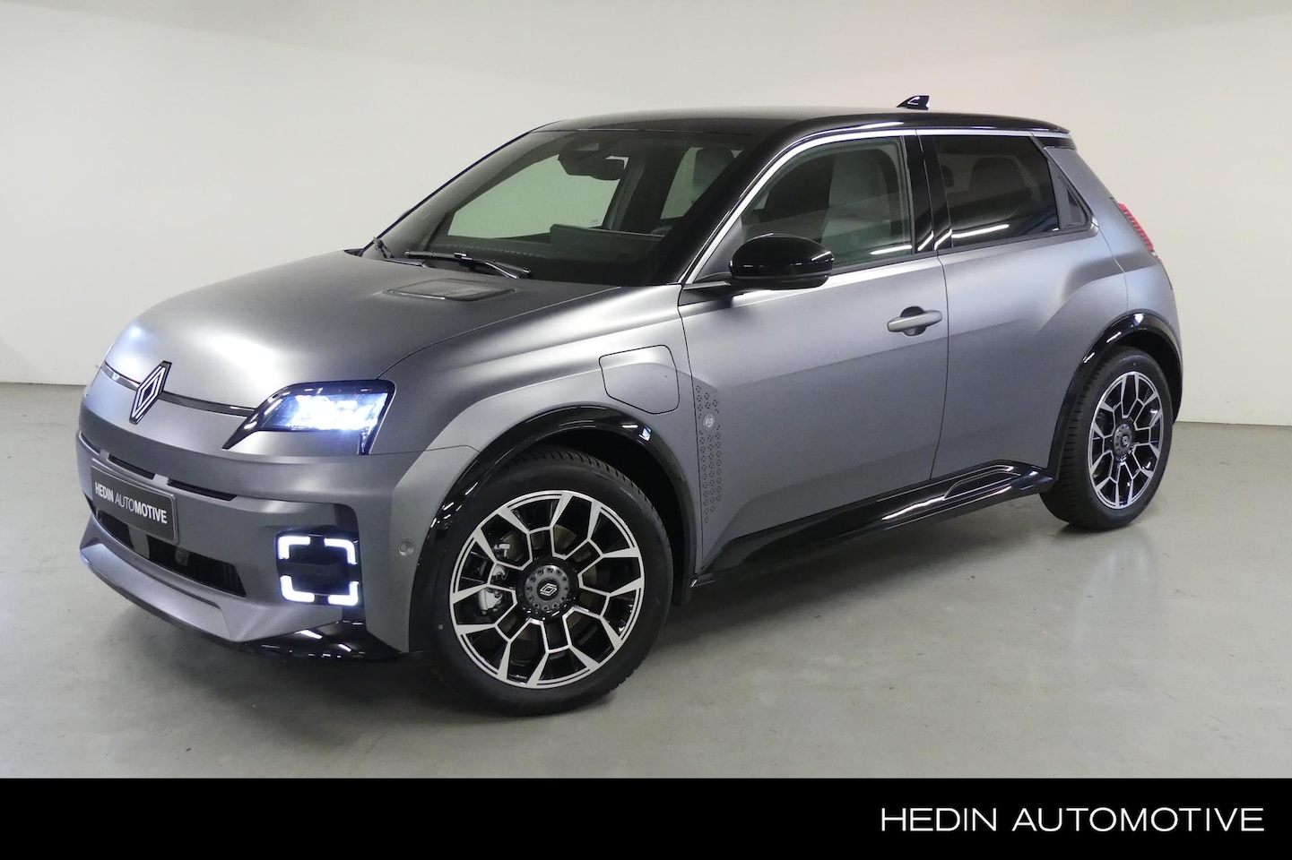 Renault 5 - R5 comfort range Roland-Garros 52 kWh Renault R5E - AutoWereld.nl