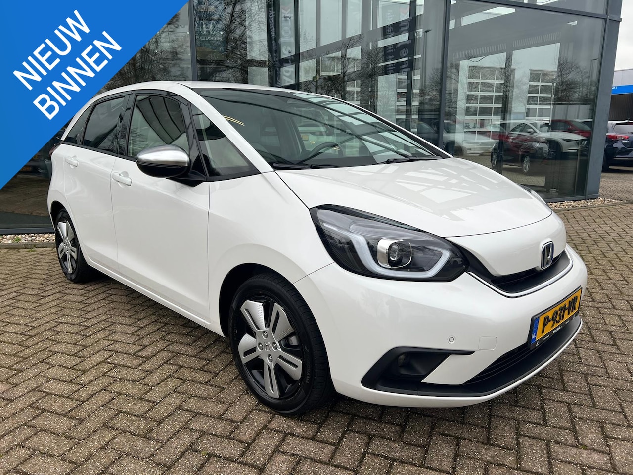 Honda Jazz - 1.5 e:HEV Executive | AUTOMAAT | FULL HYBRID | A-CAMERA | STOEL + STUUR VERWARMING | EXECU - AutoWereld.nl