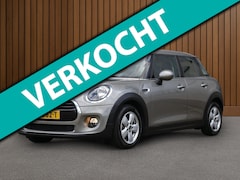 MINI Cooper - 1.5 Business Edition 136PK | Navi | Cruise | Parkeersensoren