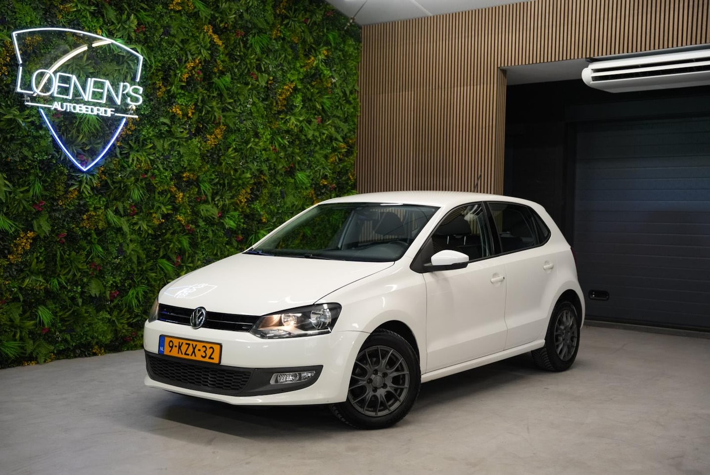 Volkswagen Polo - 1.2 TSI BlueMotion Edition+ / Cruise / Trekhaak / PDC - AutoWereld.nl