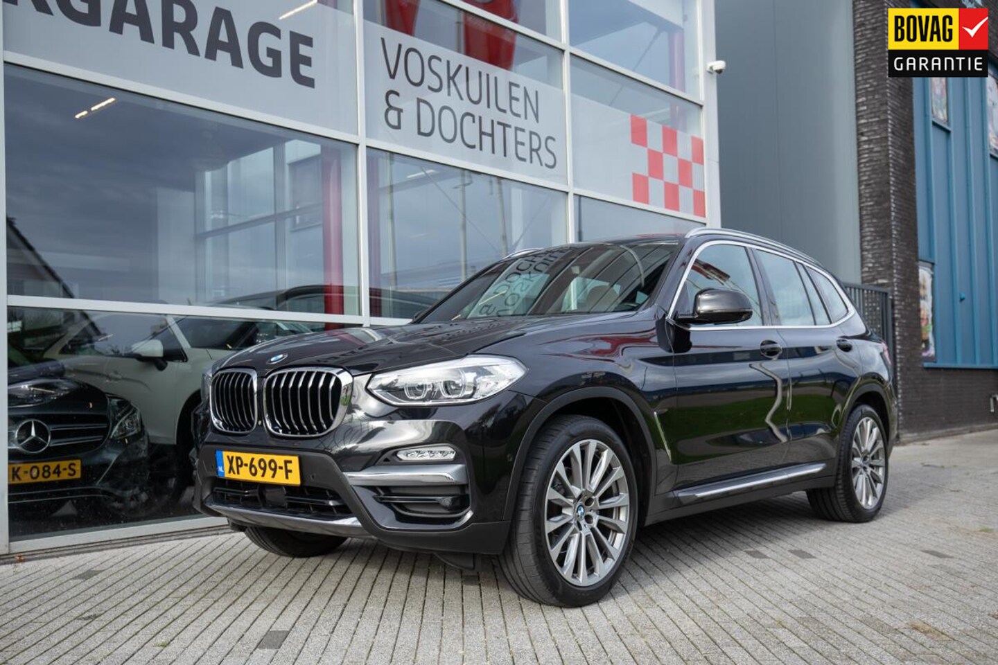 BMW X3 - XDrive20i High Executive XLine | Panoramadak - AutoWereld.nl