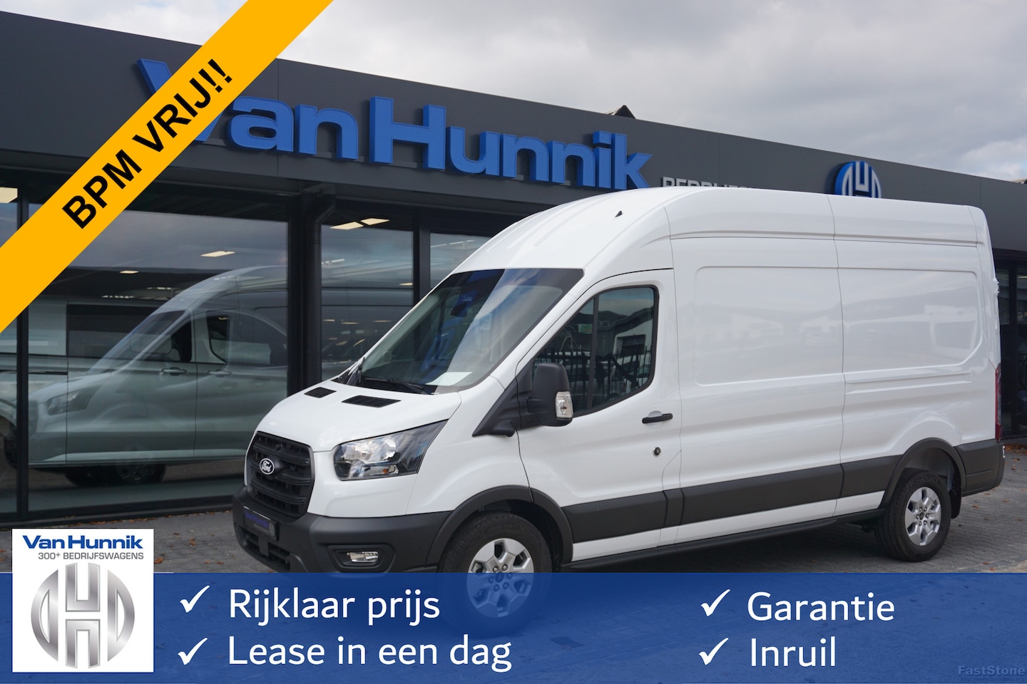 Ford Transit - 350L 130PK L3H3 BPM VRIJ!! Navi, 360° Camera, Adap. Cruise, 270° Deur!! NR. A110 - AutoWereld.nl