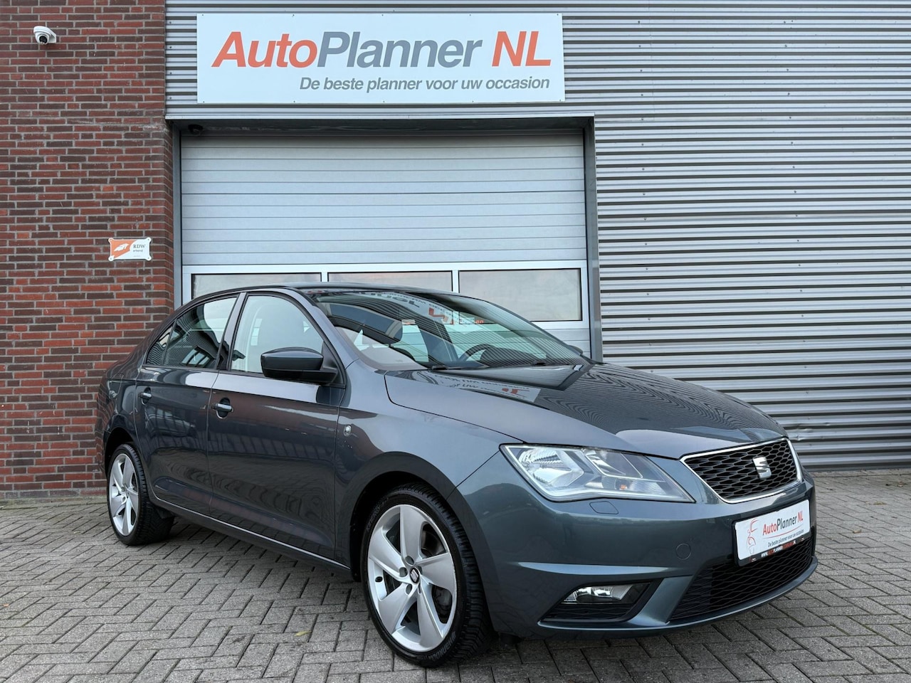 SEAT Toledo - 1.4 TSI Style! Clima! Cruise! Navi! PDC! - AutoWereld.nl