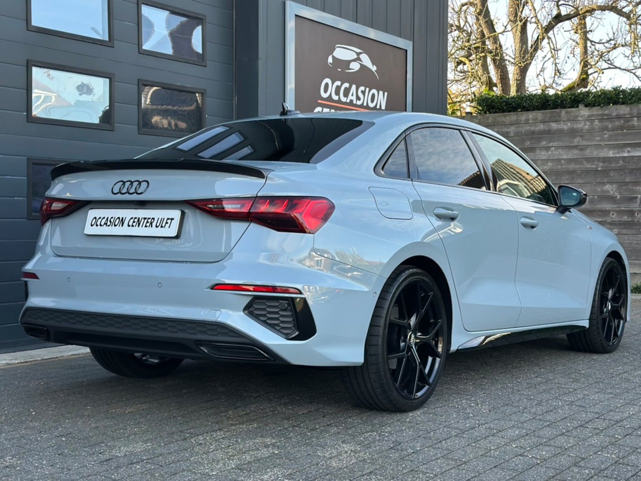 Audi A3 Limousine - S-LINE / ECC / PANORAMADAK / LEDER / NIEUWSTAAT ... - AutoWereld.nl