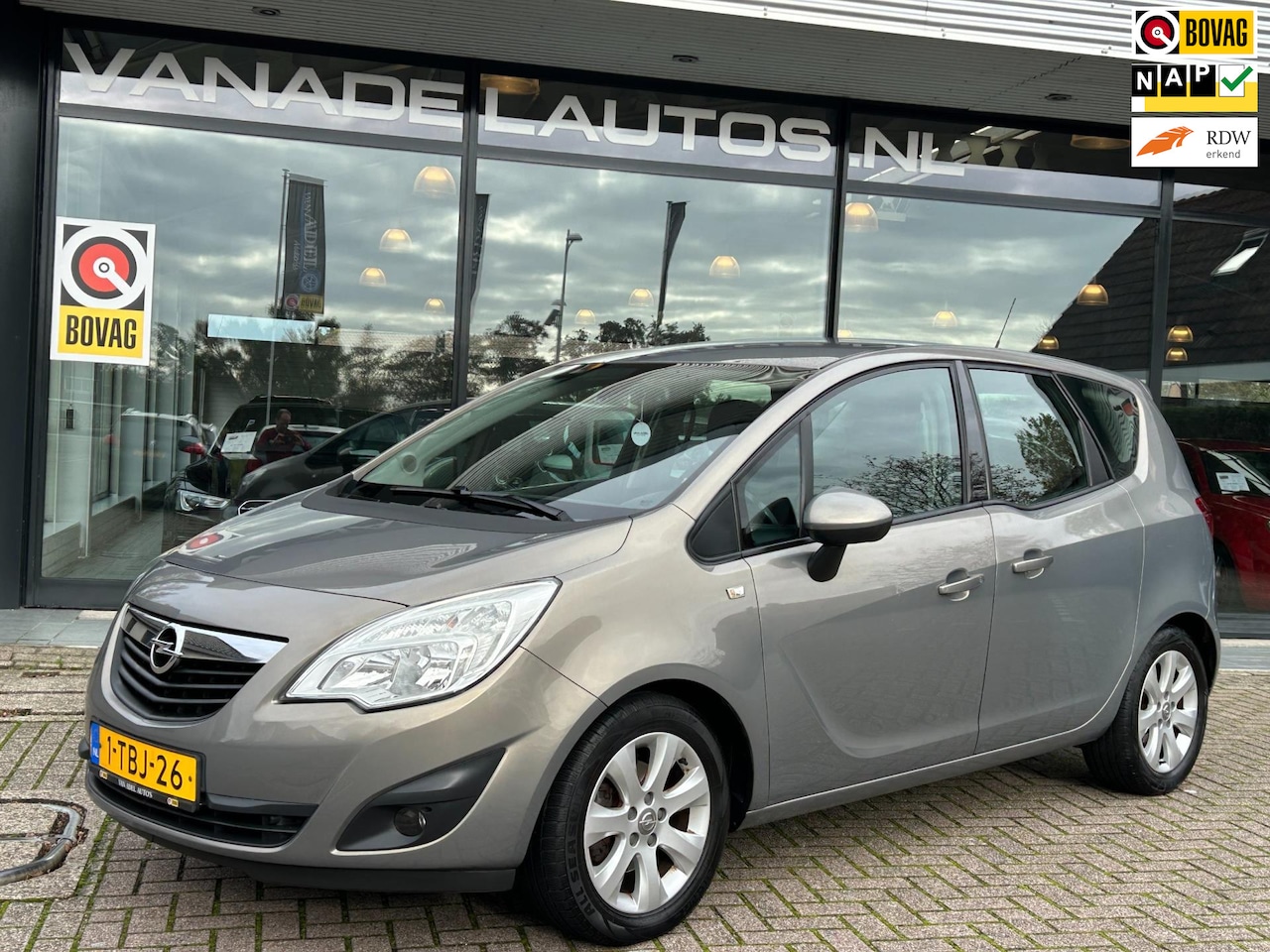 Opel Meriva - 1.4 Turbo Berlin Airco Cruise Park.Sens LM-Velgen Trekhaak NAP NL-Auto Dealeronderhouden! - AutoWereld.nl