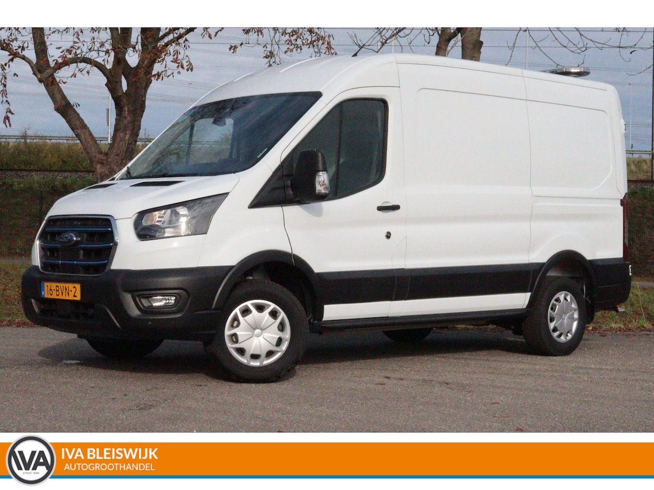Ford E-Transit - 425 L2H2 Trend 68 kWh | NAVI | CAMERA + PDC | CRUISE | VRUIT/STOELVERW | LANE-ASSIST/WARNI - AutoWereld.nl
