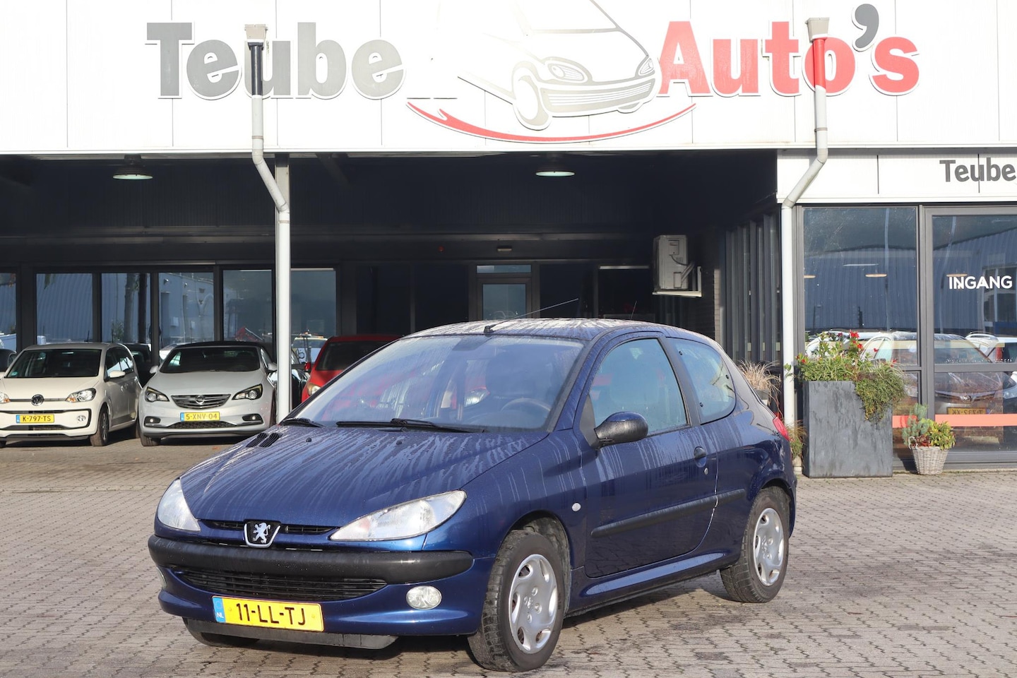 Peugeot 206 - 1.6-16V Gentry Airco, Trekhaak, APK 11-02-2026, Elektrische ramen - AutoWereld.nl