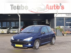 Peugeot 206 - 1.6-16V Gentry Airco, Trekhaak, APK 11-02-2026, Elektrische ramen
