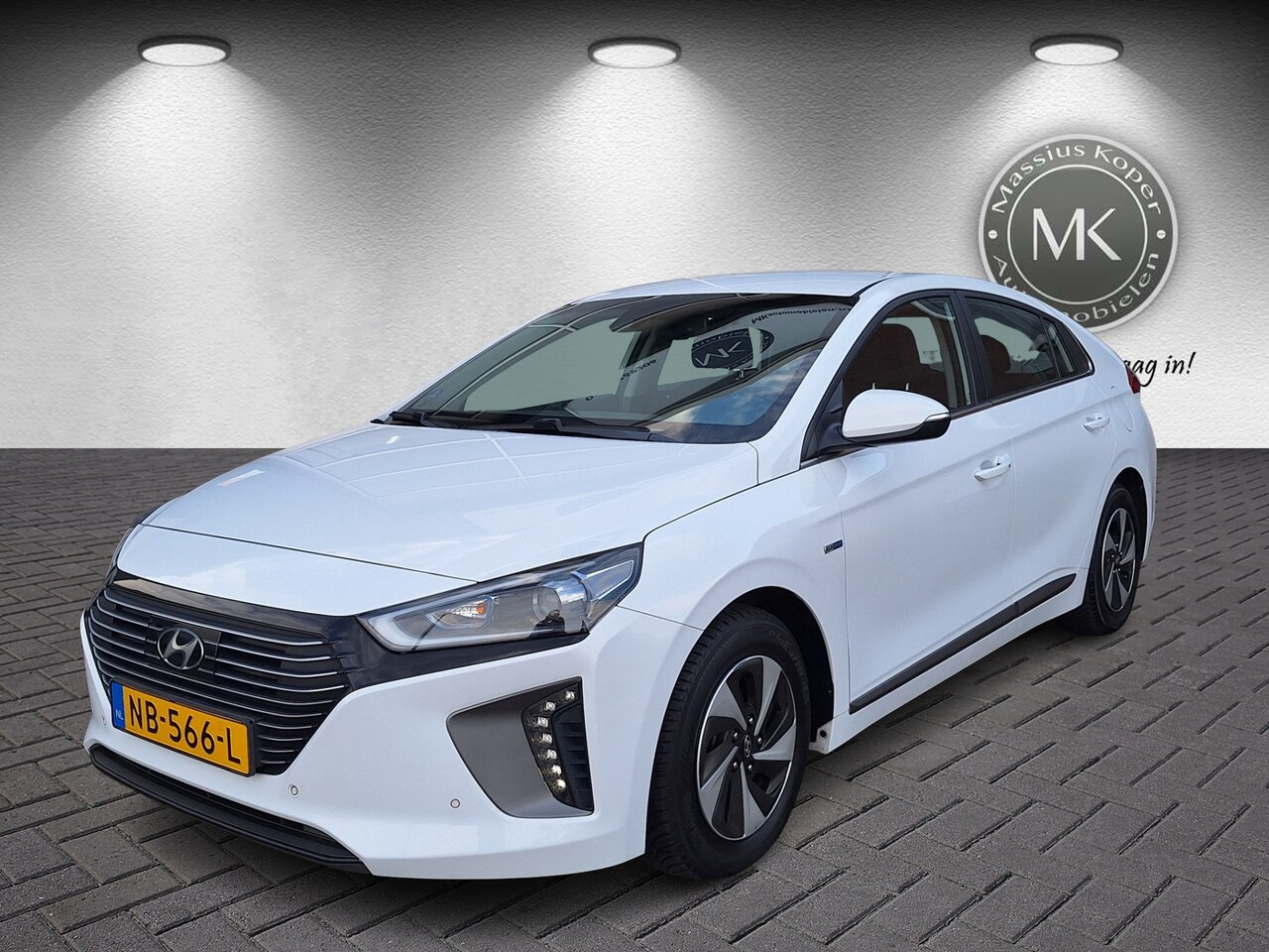 Hyundai IONIQ - 1.6 GDi Comfort 1.6 GDi Comfort, Automaat, Navi, Bluetooth, Airco, Dab+ - AutoWereld.nl