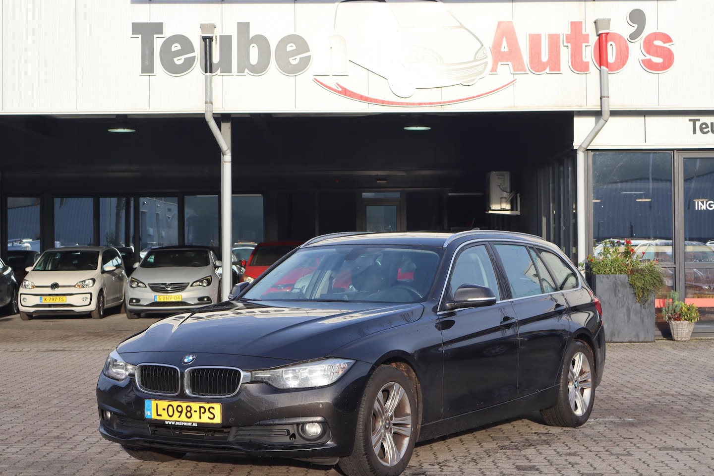 BMW 3-serie Touring - 318d Executive Navigatie, Cruise control, Climate control, Stoelverwarming, Lichtmetalen w - AutoWereld.nl