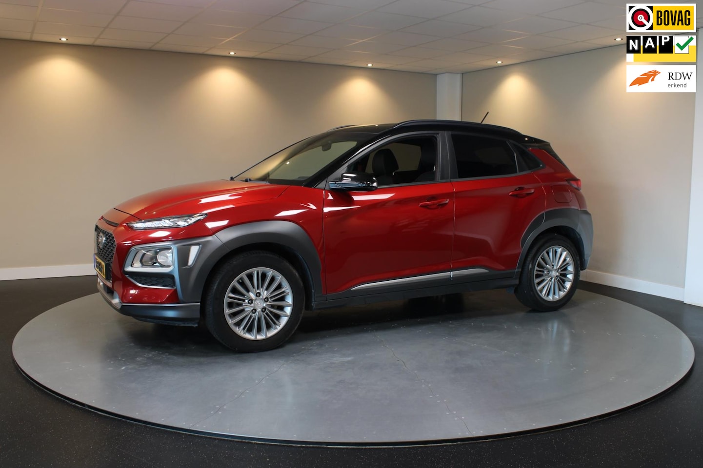 Hyundai Kona - 1.0T Fashion *2de Eigenaar/Dealer OH* Carplay|Camera|Cruise|NAP - AutoWereld.nl