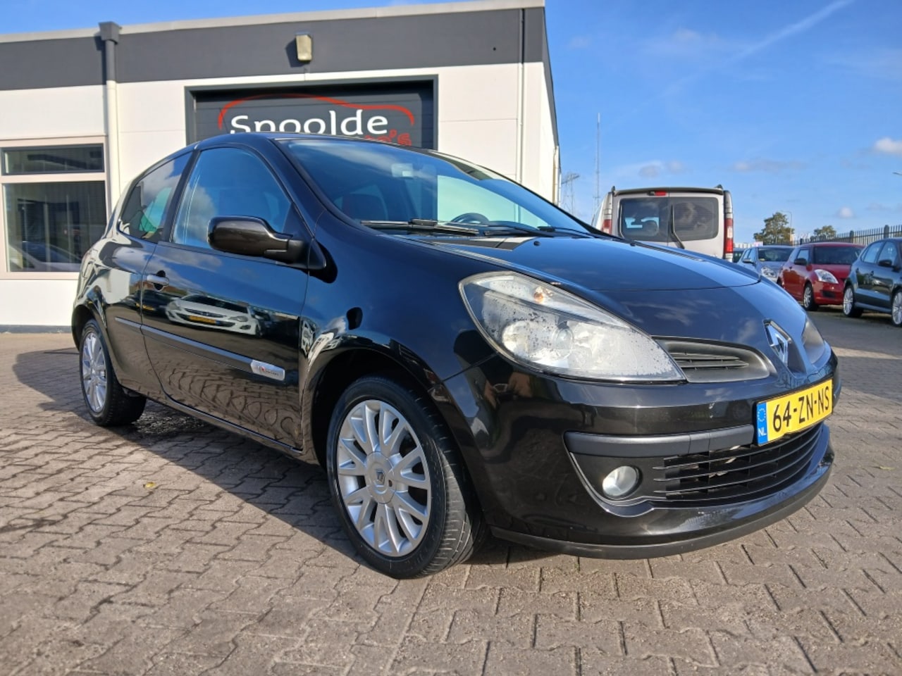 Renault Clio - 1.4-16V Airco/Apk 11-'26 - AutoWereld.nl