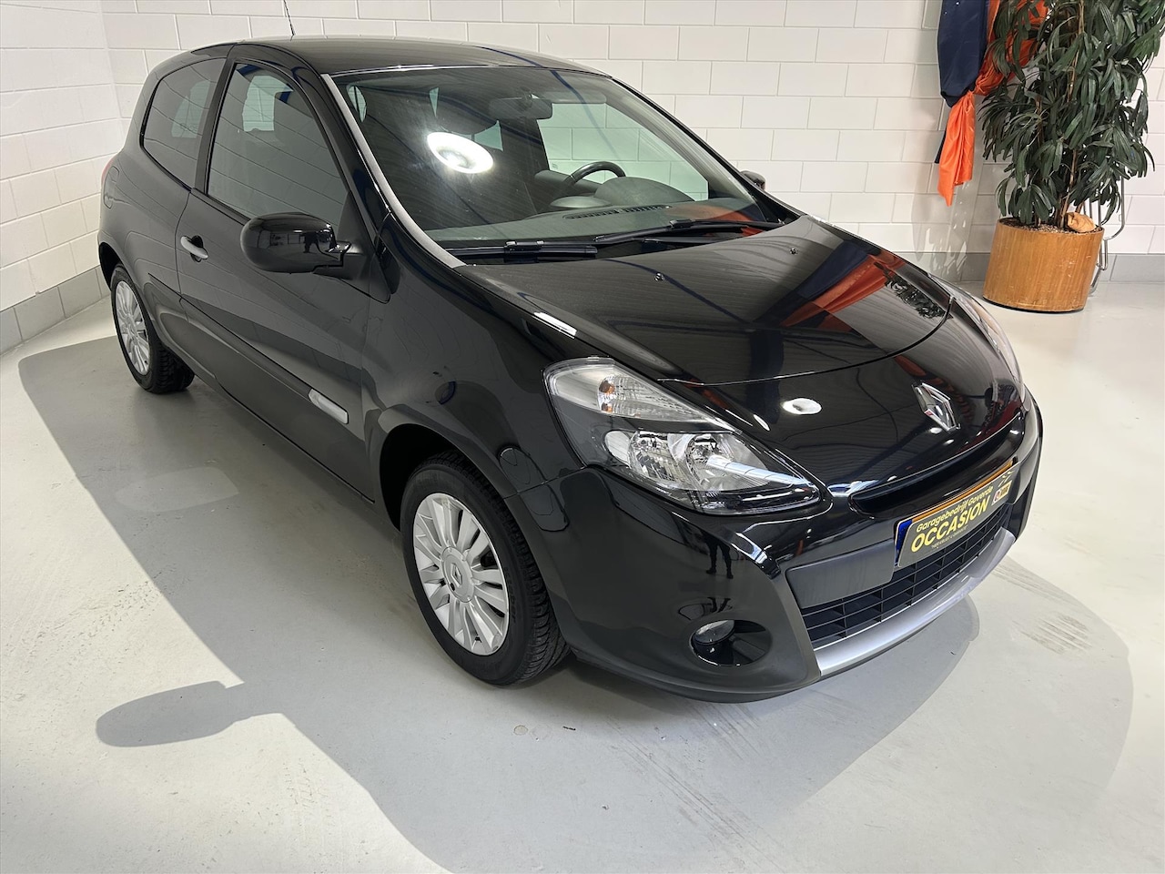Renault Clio - 1.2 16V Cruise, Airco, Trekhaak, 52dkm! - AutoWereld.nl