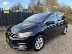 Volkswagen Touran - 1.4 TSI DSG Comfortline Panorama/CAM/Clima/Cruise