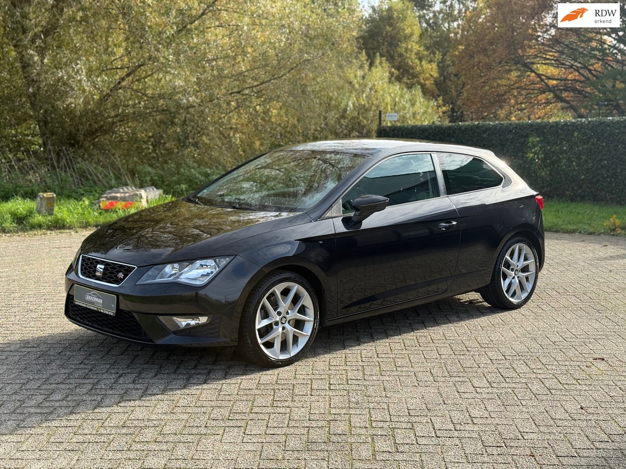 SEAT Leon SC - 1.8 TSI FR Dynamic 180PK I NETTE AUTO I CRUISE I BLUETOOTH I CLIMA - AutoWereld.nl