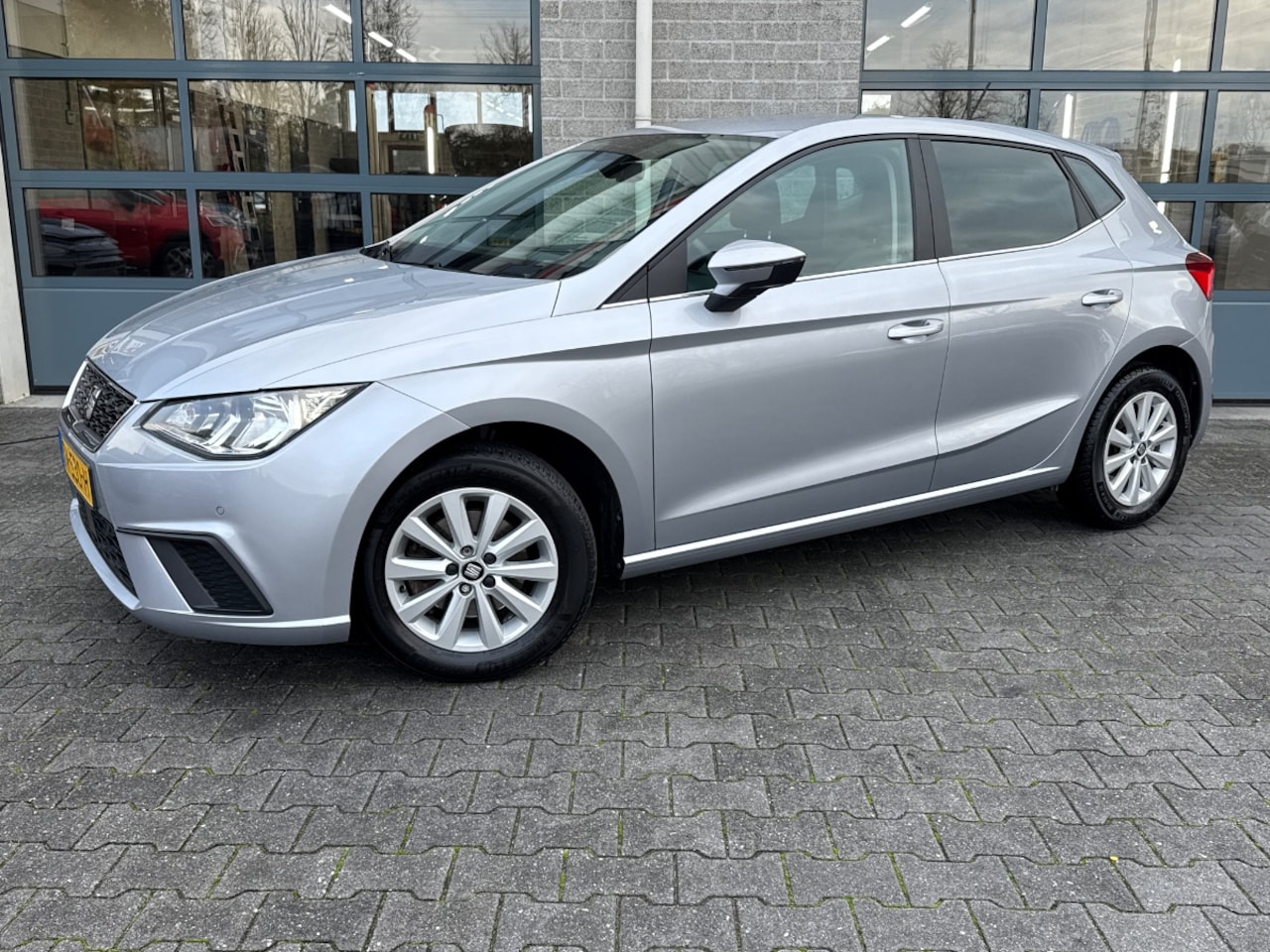 SEAT Ibiza - 1.0 TSI Style Business Intense | ADAPTIVE CRUISE | CAMERA | - AutoWereld.nl