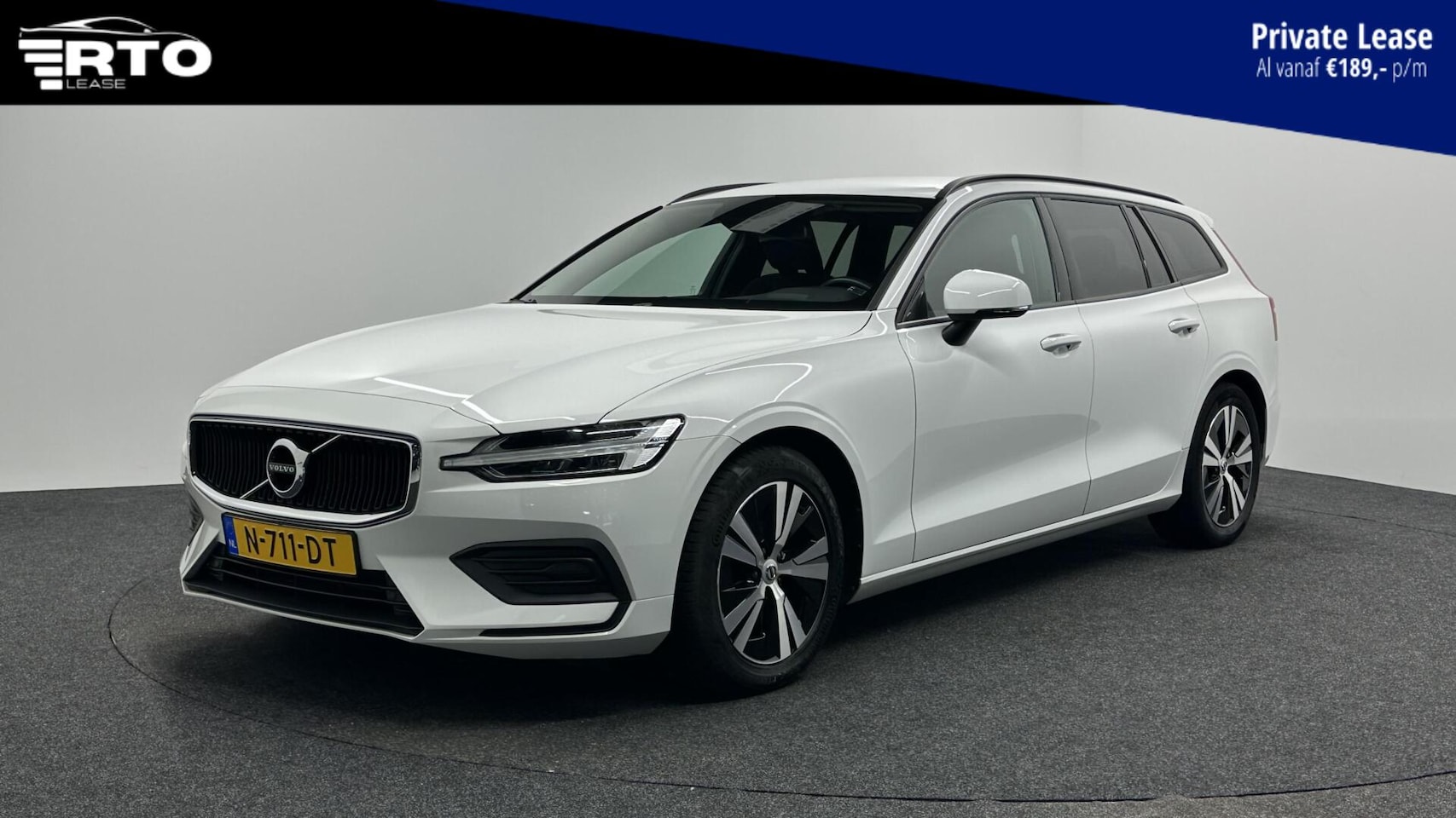 Volvo V60 - 2.0 B3 Momentum Advantage TREKHAAK NAVI LED CARPLAY LM CRUISE. - AutoWereld.nl
