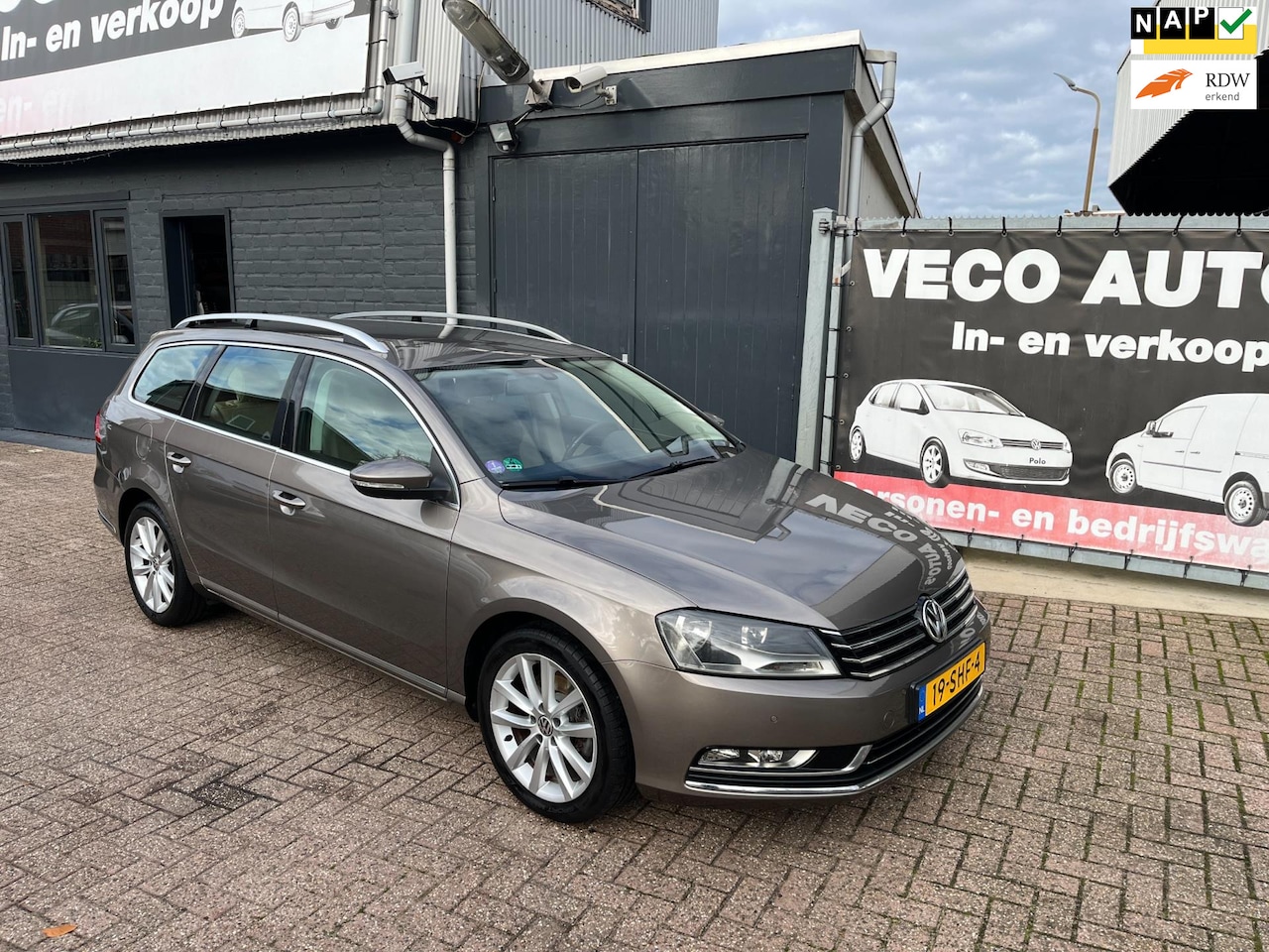 Volkswagen Passat Variant - 1.4 TSI Highline BlueMotion dsg dealer onderhouden - AutoWereld.nl