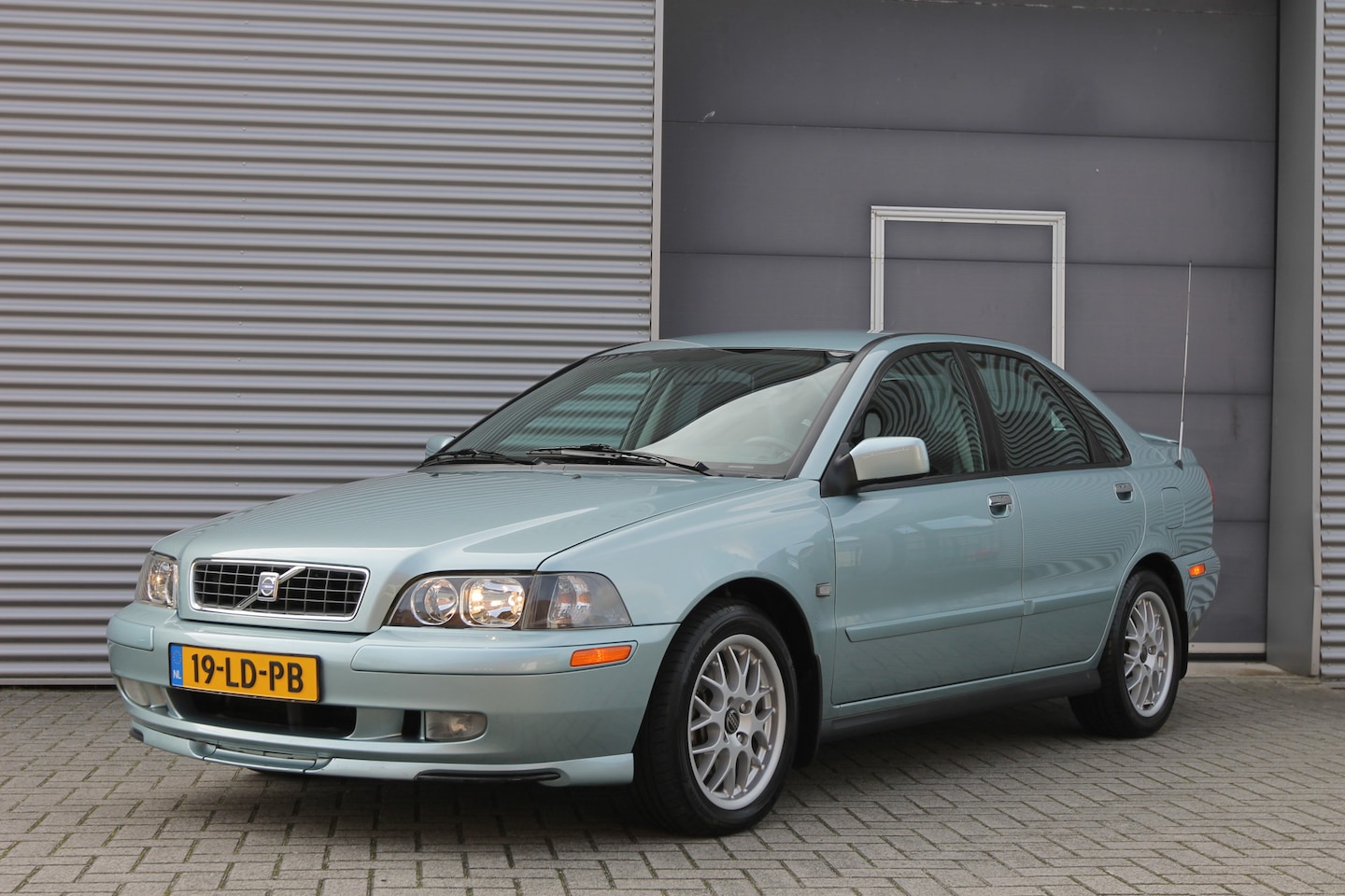 Volvo S40 - 2.0 T Europa I Sports-Line I 1 Eigenaar I NL. Auto I 88000 km - AutoWereld.nl