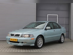 Volvo S40 - 2.0 T Europa I Sports-Line I 1 Eigenaar I NL. Auto I 88000 km