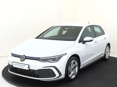 Volkswagen Golf - 1.4 eHybrid GTE | Navigatie | Parkeersensoren | CarPlay | Draadloze telefoonlader | Sfeerv