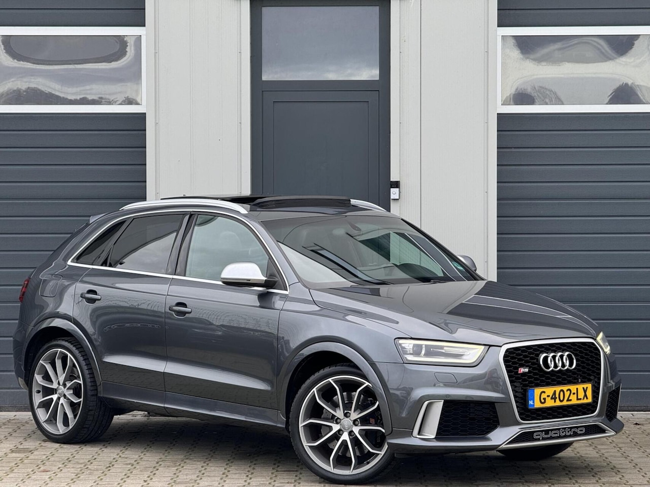 Audi RSQ3 - 2.5 TFSI RS Q3 quattro 311PK+ / Pano / Led - AutoWereld.nl