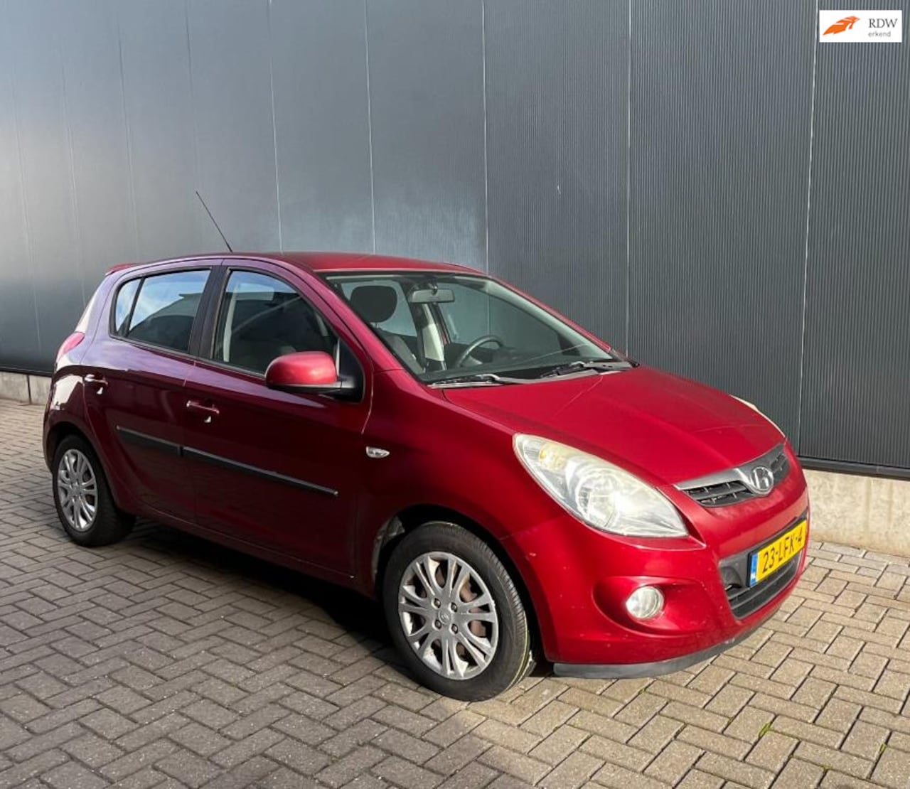 Hyundai i20 - 1.2i DynamicVersion *APK31-3-2026*AIRCO*NIEUW BANDEN* - AutoWereld.nl