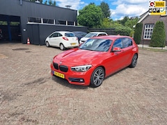 BMW 1-serie - 118i Executive * 15.100 KM