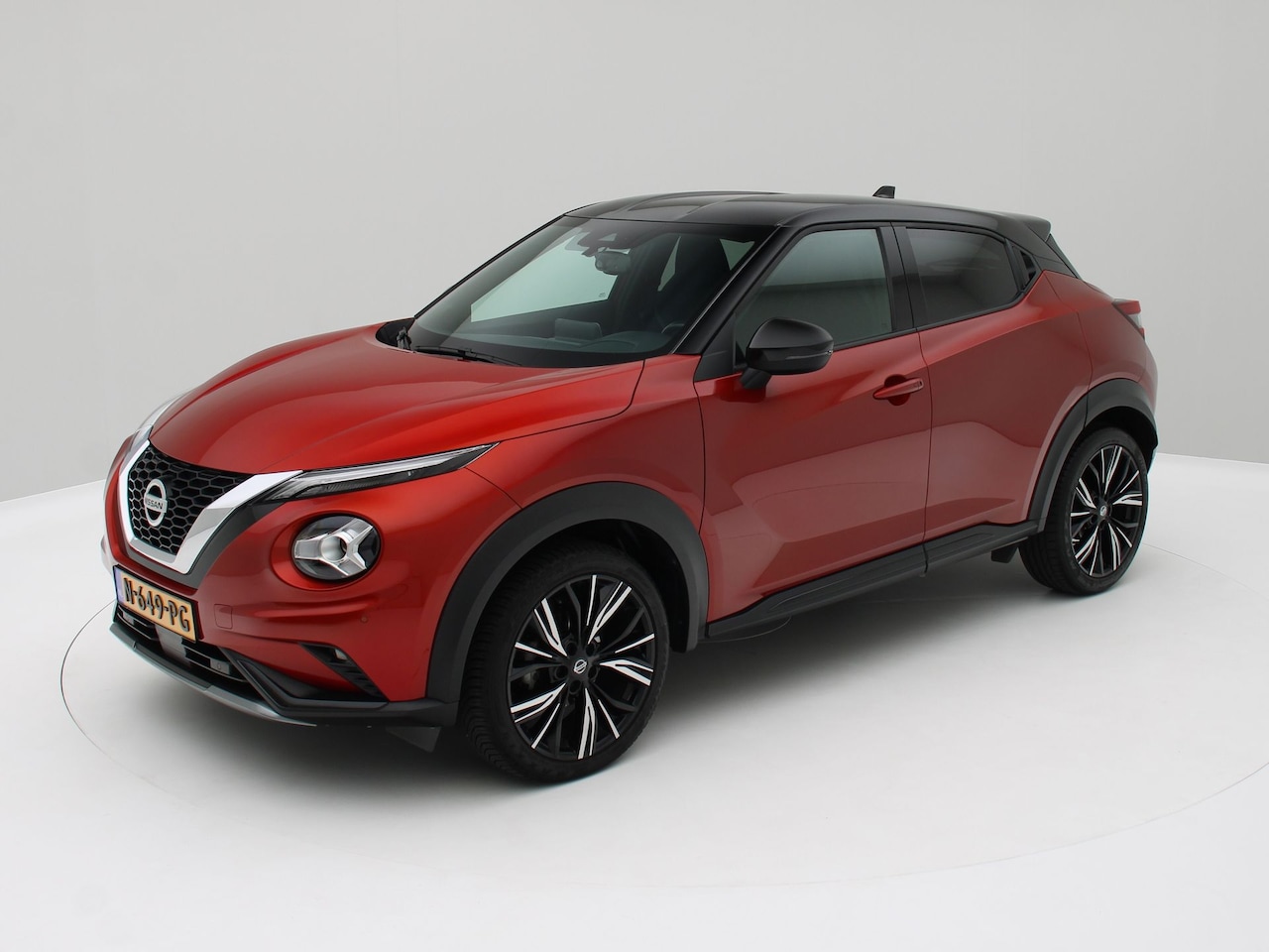 Nissan Juke - 1.0 DIG-T N-Design Aut. /trekhaak - AutoWereld.nl