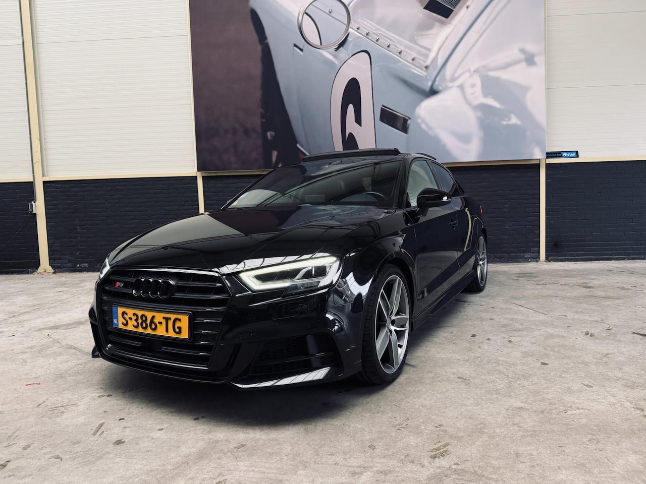 Audi A3 Limousine - 2.0 TFSI S3 quattro| Panodak|Black Pack|Massage|Camera| - AutoWereld.nl