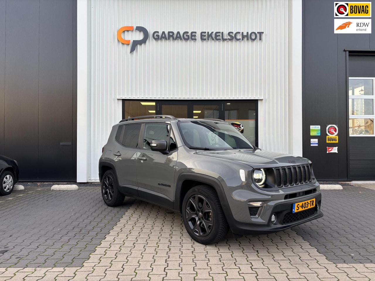 Jeep Renegade - 1.3T DDCT 80th Anniversary|Automaat|Carplay|ACC|Kenwood - AutoWereld.nl