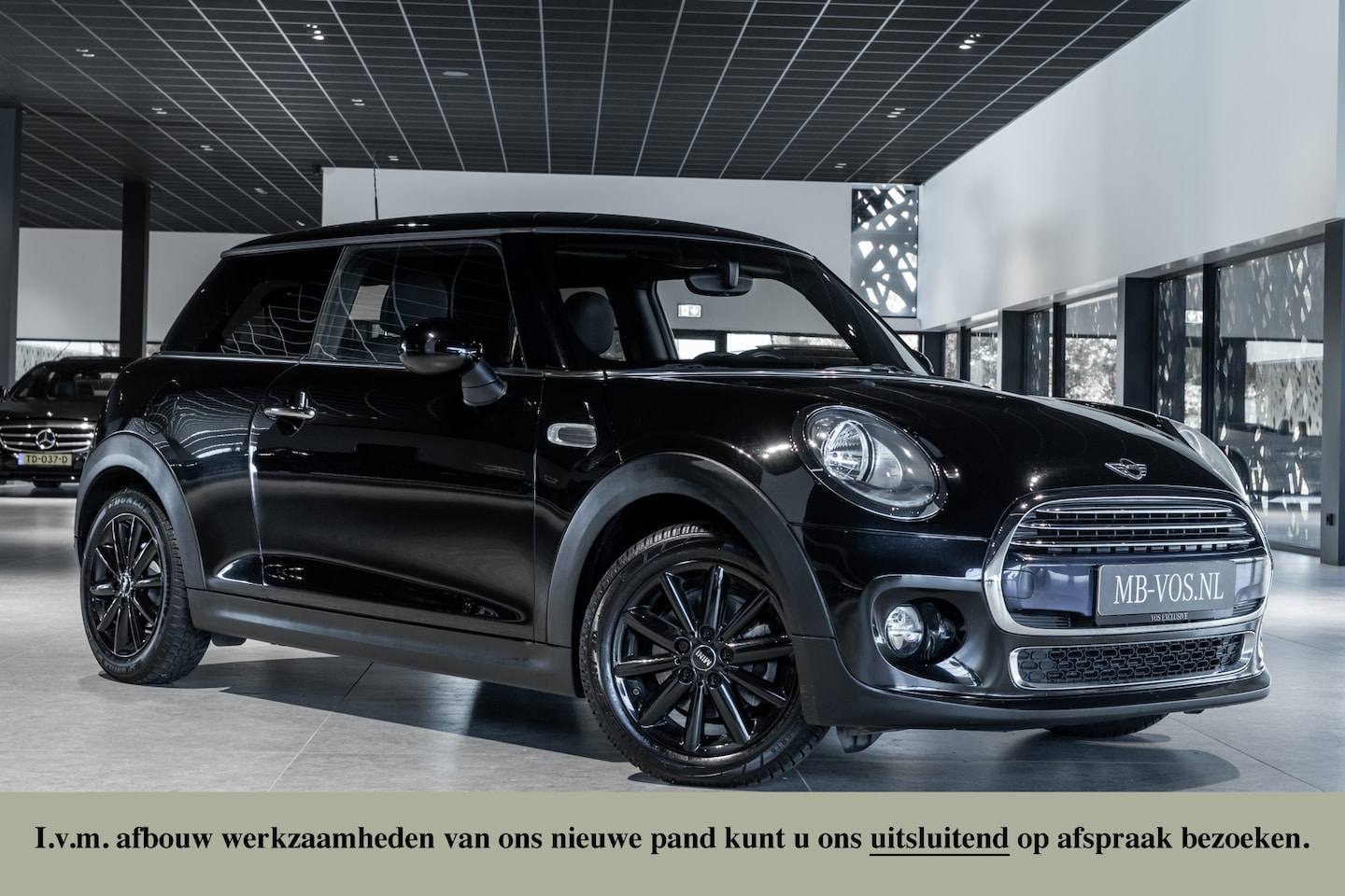 MINI Cooper - 1.5 Business BLACK NL auto|Cruise|New service|LM velgen - AutoWereld.nl