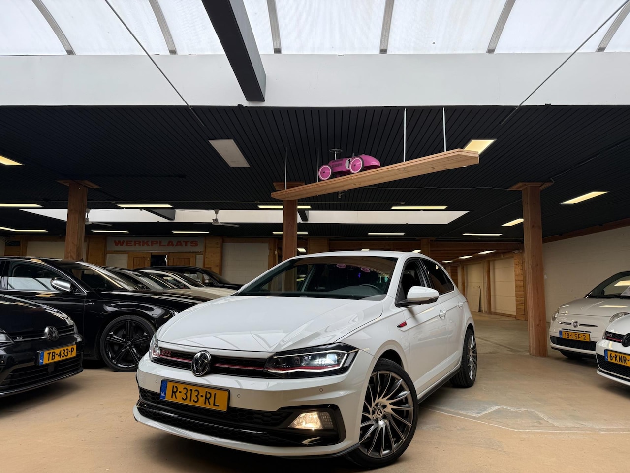 Volkswagen Polo - 2.0 TSI GTI Airco Sterrenhemel Virtual Sfeervrlchtng Stoelvw Cruise Control - AutoWereld.nl