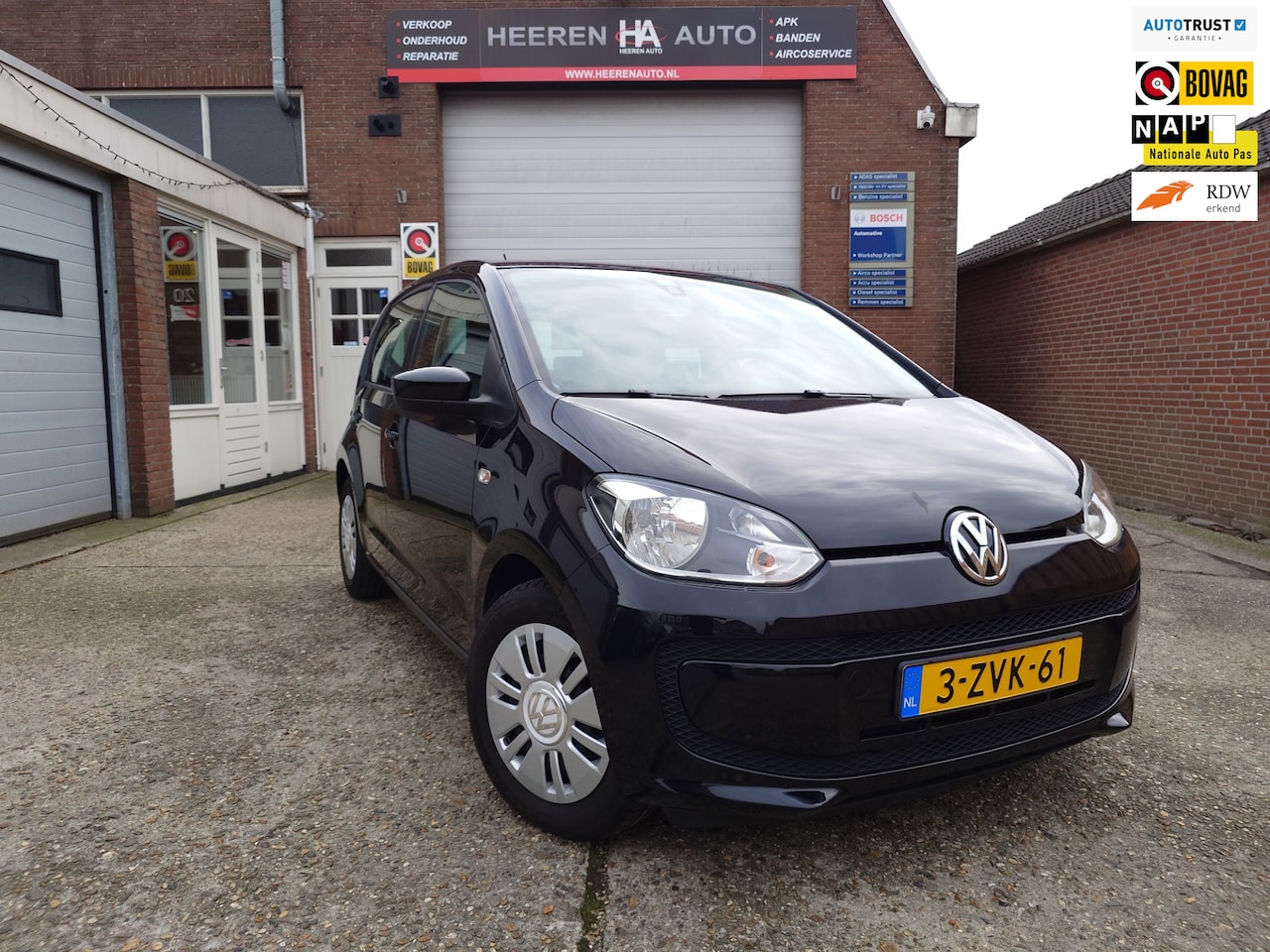 Volkswagen Up! - 1.0 move up! BlueMotion. 5 deurs, Navigatie - AutoWereld.nl