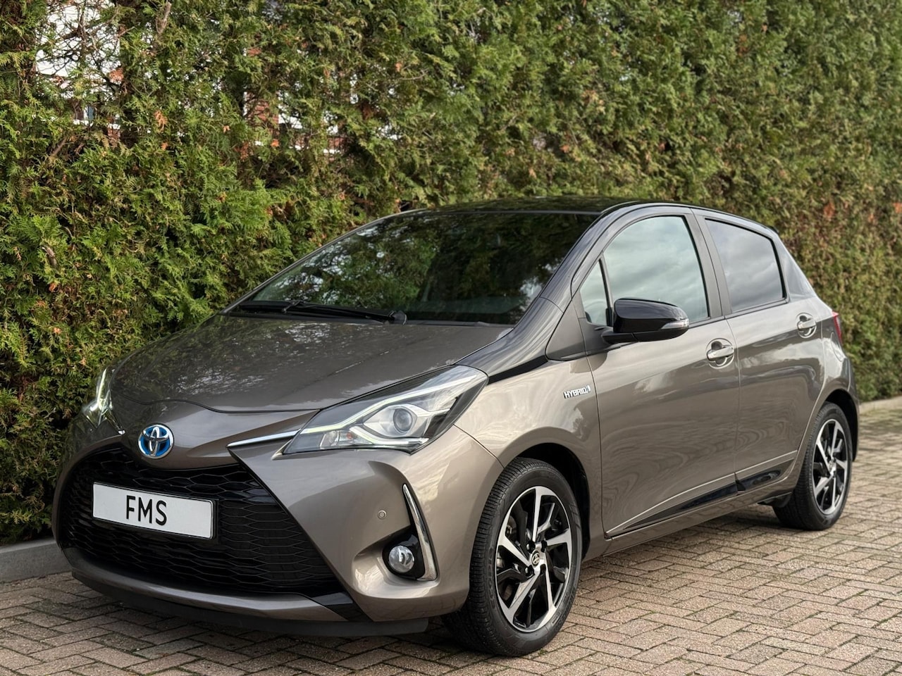 Toyota Yaris - 1.5 Hybrid Selection CarPlay Camera - AutoWereld.nl