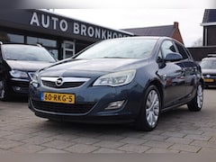 Opel Astra - 1.6 SPORT | CLIMA | CRUISE | TREKHAAK | 17 INCH