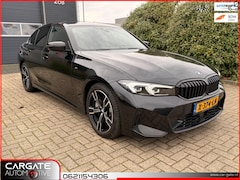 BMW 3-serie - 330d xDrive|Dealer Onderhouden|M-Pakket|Leer|Apk