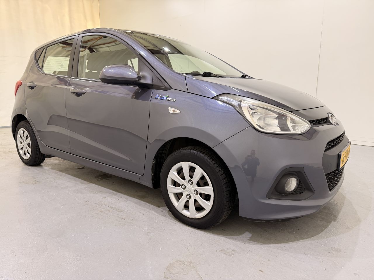 Hyundai i10 - I-10 HB 1.0i Blue Go! Navi/Clima - AutoWereld.nl