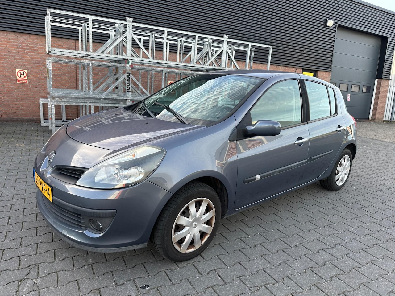 Renault Clio - 1.5 dCi Expression 1.5 dCi Expression - AutoWereld.nl