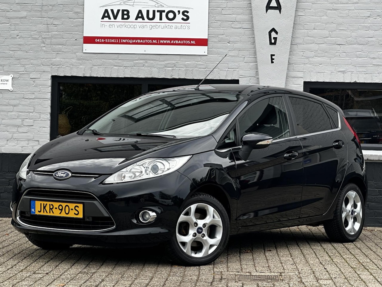 Ford Fiesta - 1.25 Titanium Clima PDC Nieuwe Distributie - AutoWereld.nl