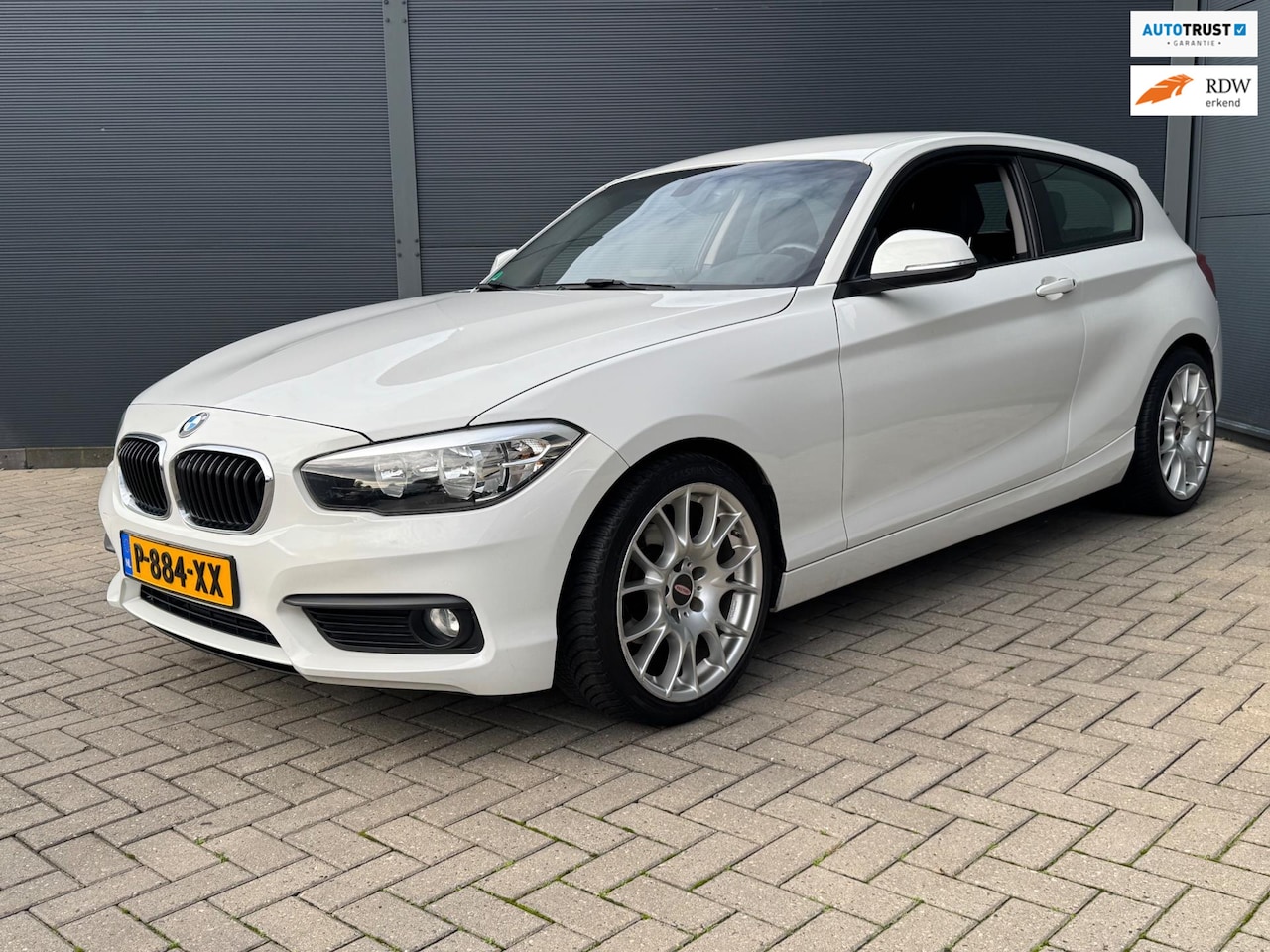 BMW 1-serie - 116i M Sport / Pdc / Facelift - AutoWereld.nl